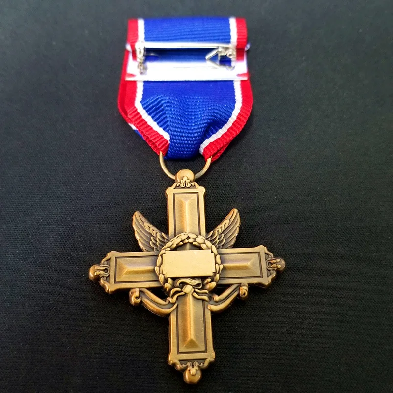 نسخة طبق الأصل من ميدالية الخدمة المتميزة للقوات الجوية الأمريكية عالية الجودة - جائزة عسكرية قابلة للجمع مع ميداليات تذكارية بشريط أزرق