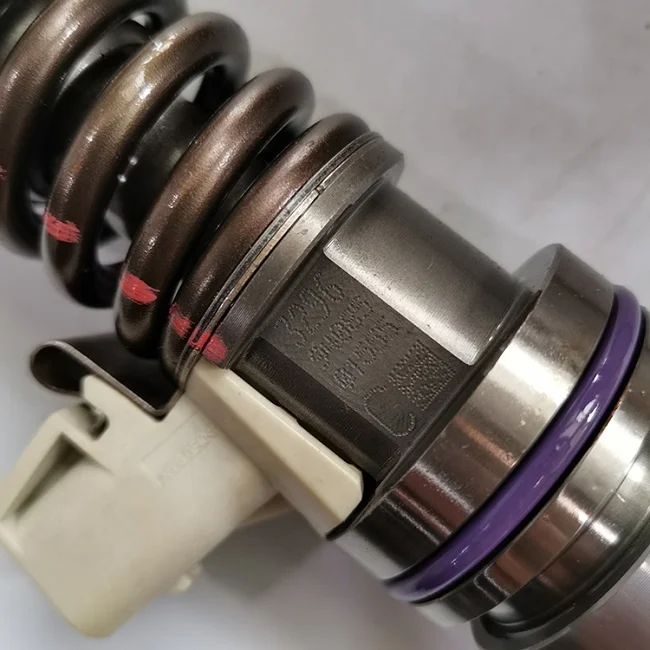 Injecteur de carburant d'unité de pièces VOE22172535 22172535 du moteur EC360B EC380 d'excavatrice de TLF