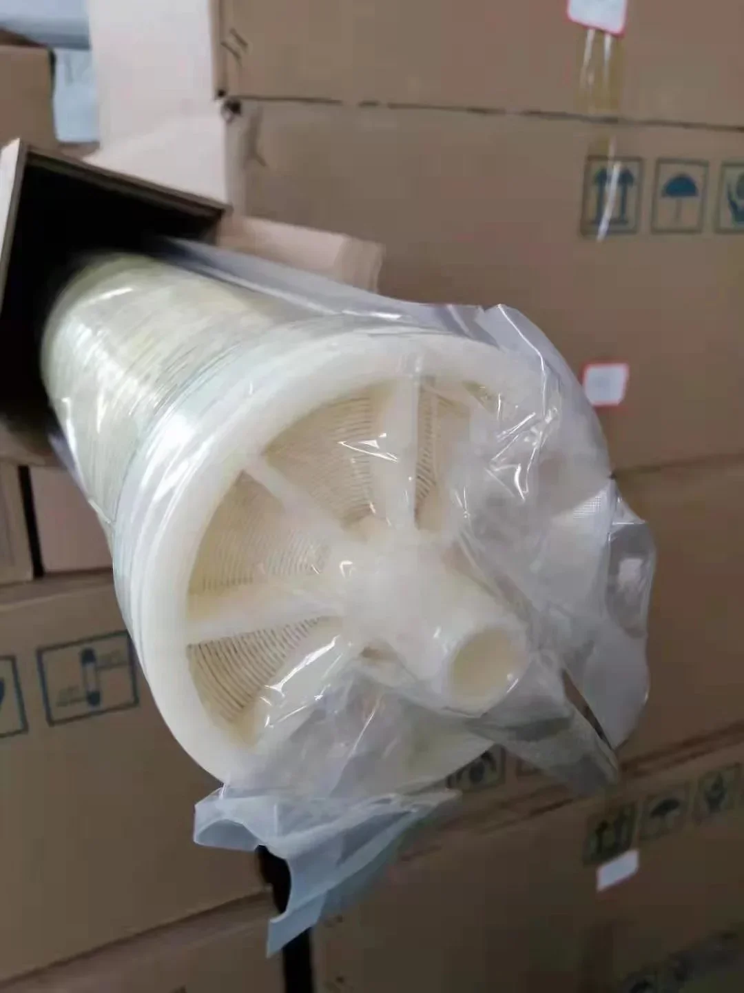 SW2540 Seawater  RO Reverse Osmosis Membrane 1000psi Sea Water Membrane Ro Membrane 4040 8040 Reverse Osmosis Ro Machine - Image 5