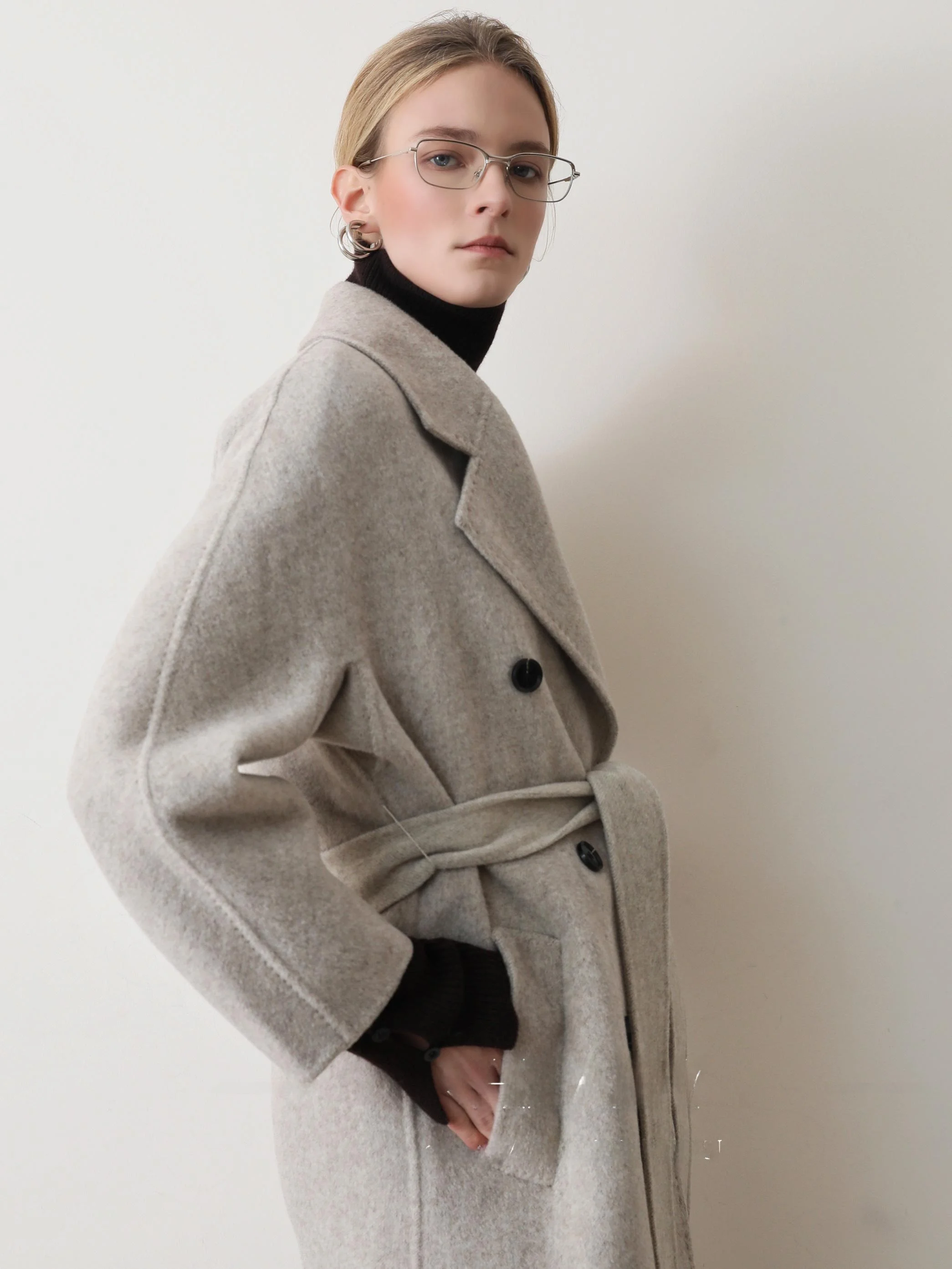 

3HLADY Classic Preppy Sle Faionable oulder Pad Coat Pure New Wool Floral Trim Double Breasted Oaeal Color Coat