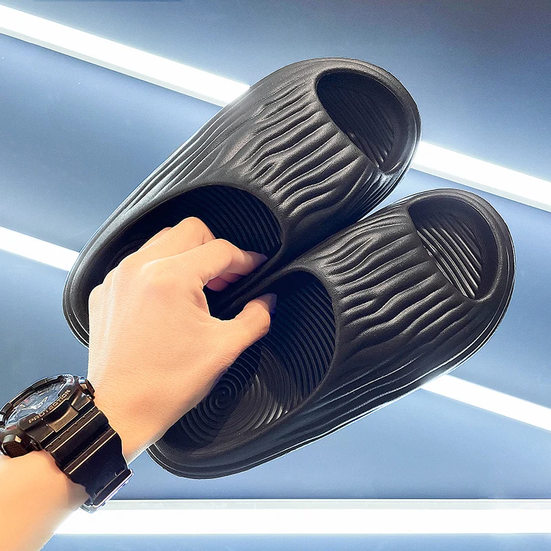 

Breathable Men Slippers Comfortable Man Beach Sandals Non-slip Lightweight Male Walking Shoes Summer Outdoor Man Casual Shoes
