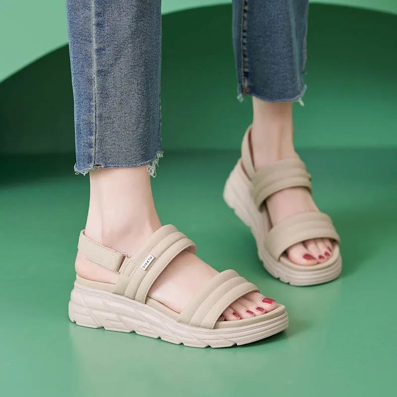 

Summer New Simple Slope Heel Soft Bottom Comfortable Velcro Thick Outdoor Casual Sports Women's Sandals