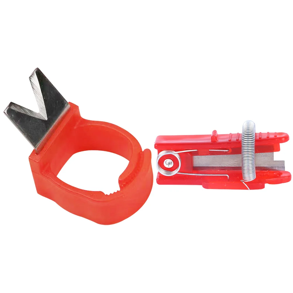 

2Pcs Fruit Picker Tool with Comfortable Thumb Cutter for Vegetable and Grape Harvesting Garden Supply Compact Planting Accessory