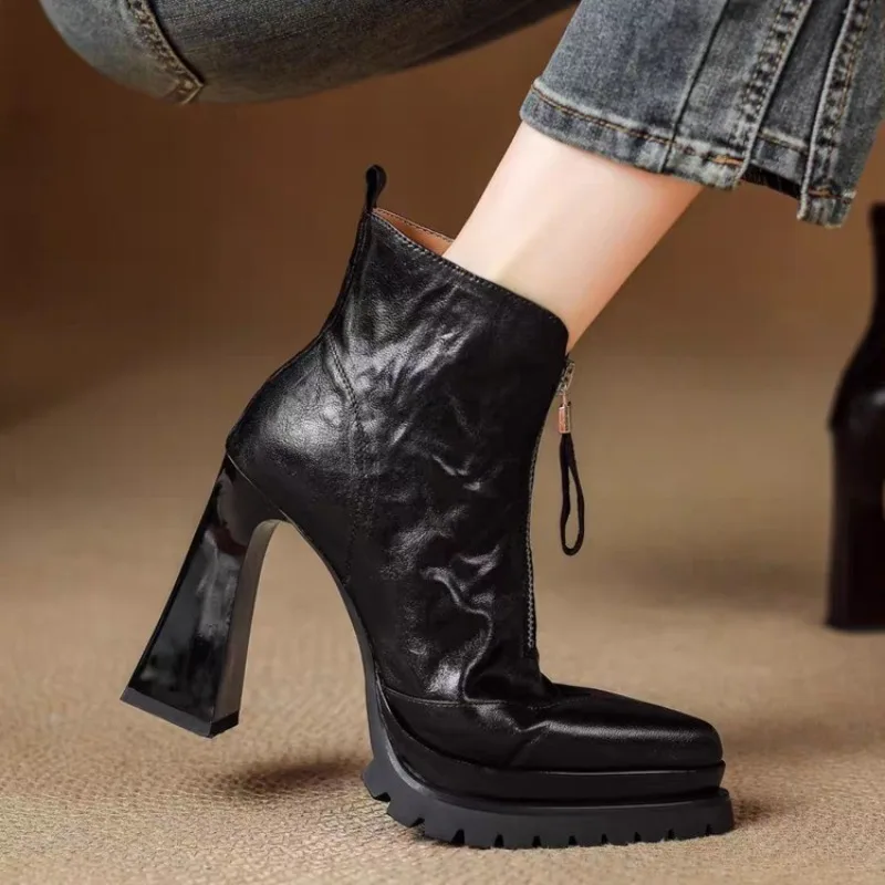 أشار تو سوبر عالية الكعب المرأة تنوعا كتلة كعب منصة أحذية واحدة 2025 الجوارب الجديدة