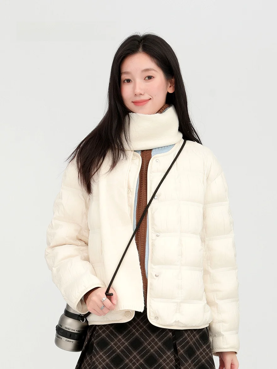 

Зимняя новинка Dailanzhi: базовая свободная короткая пуховая куртка для женщин, универсальное пальто из полиэфирного волокна с круглым вырезом