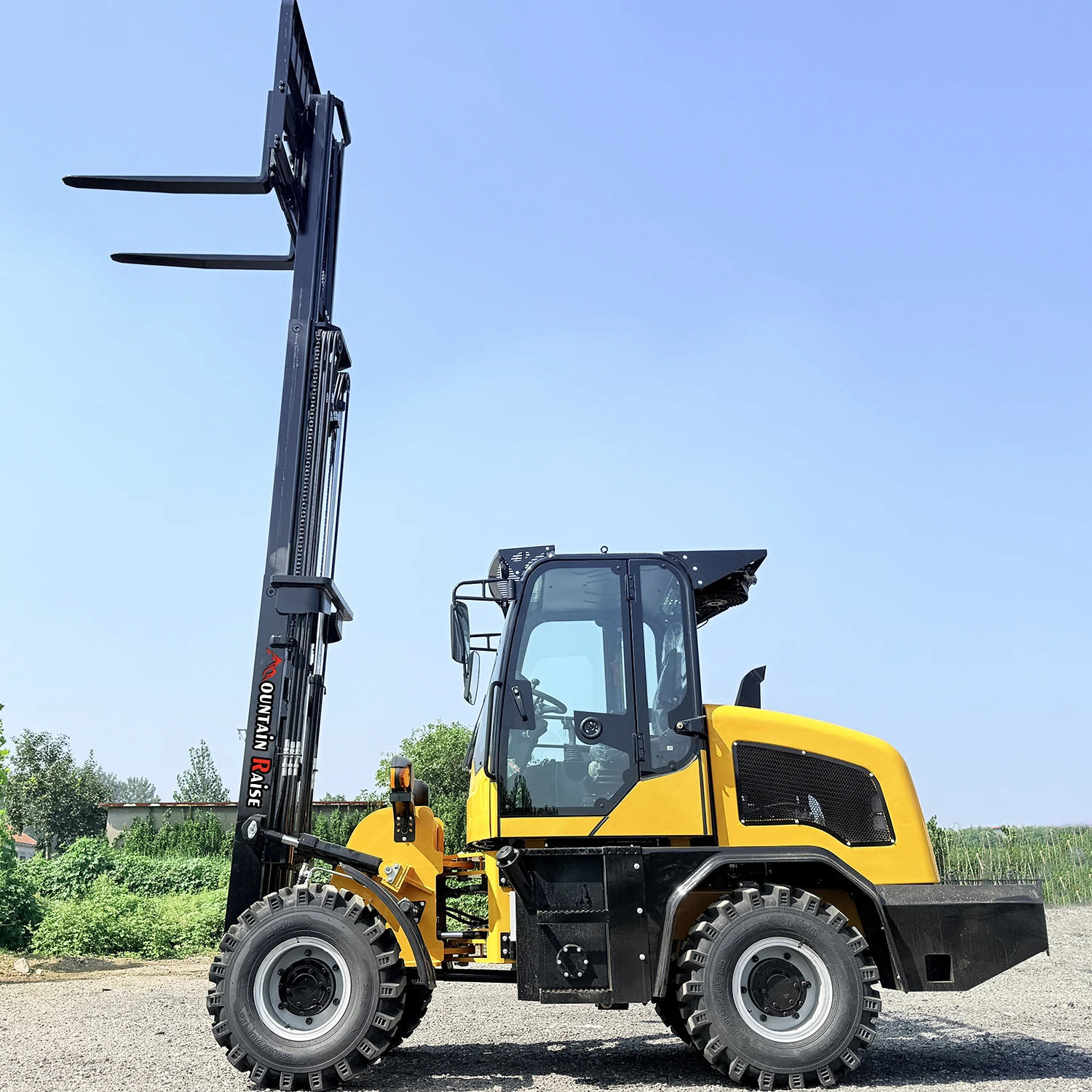 4x4 Drive Forklift Off Road All Terrain Forklift 3 Ton Load Rough Terrain Diesel Forklift