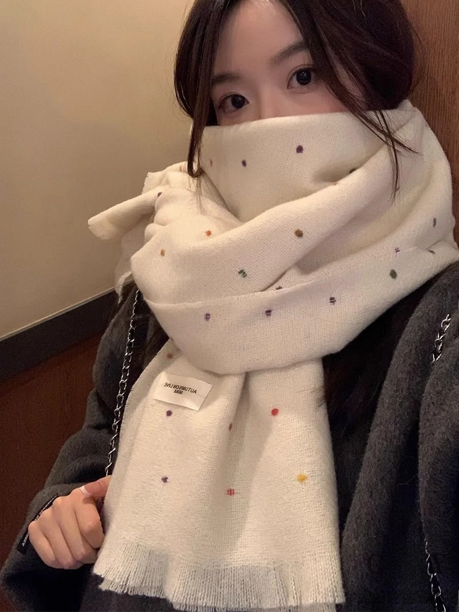outdoor-checkered-shawl-women's-autumn-winter-thickened-tassel-scarf-versatile-warmth-fashionable-long-rectangle-design