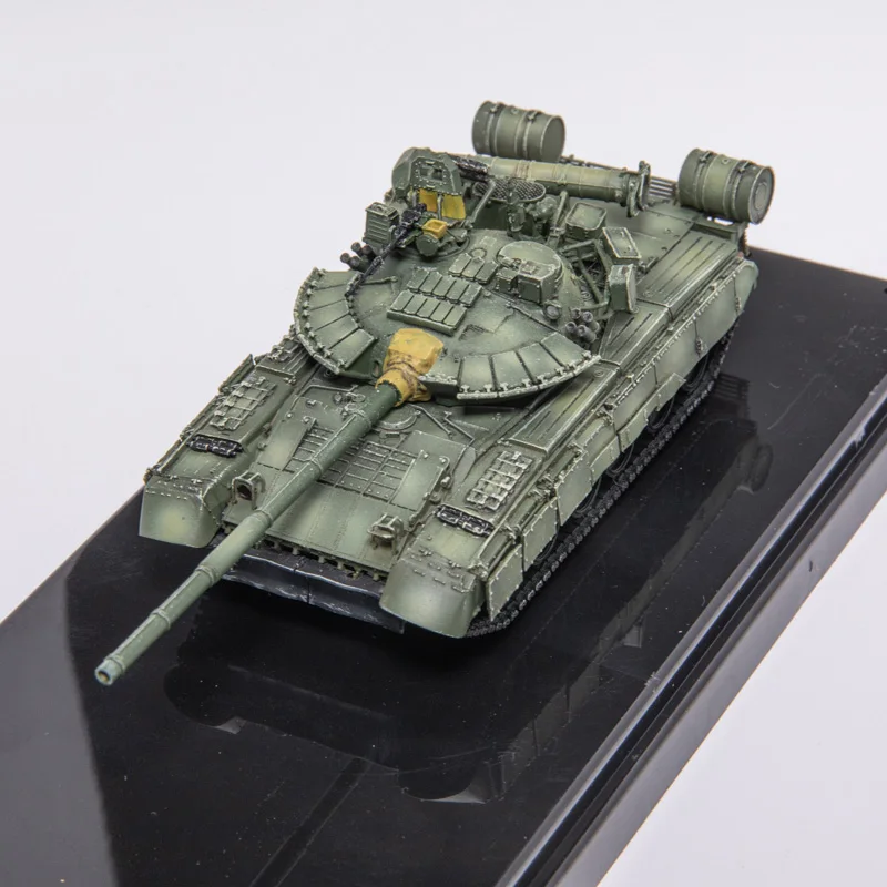 

Die cast T-80 tank resin ratio 1:72 model toy gift collection simulation display decoration