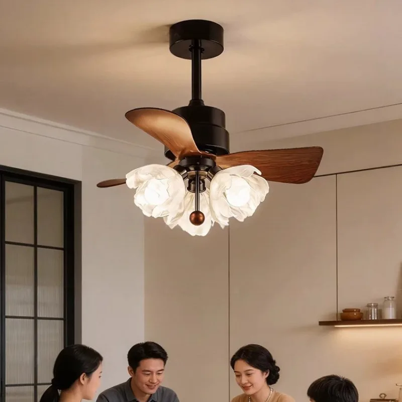 Simple retro fan light, bedroom living room dining room ceiling fan light, flower-shaped lampshade medieval dining room fan