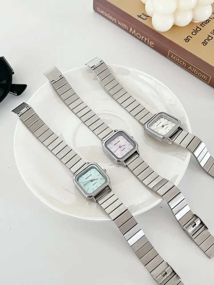 MSTIANQ Watch Female Niche Luxury High Sense Square Temperament College Wind Mori Students Cold Wind Quartz Watch