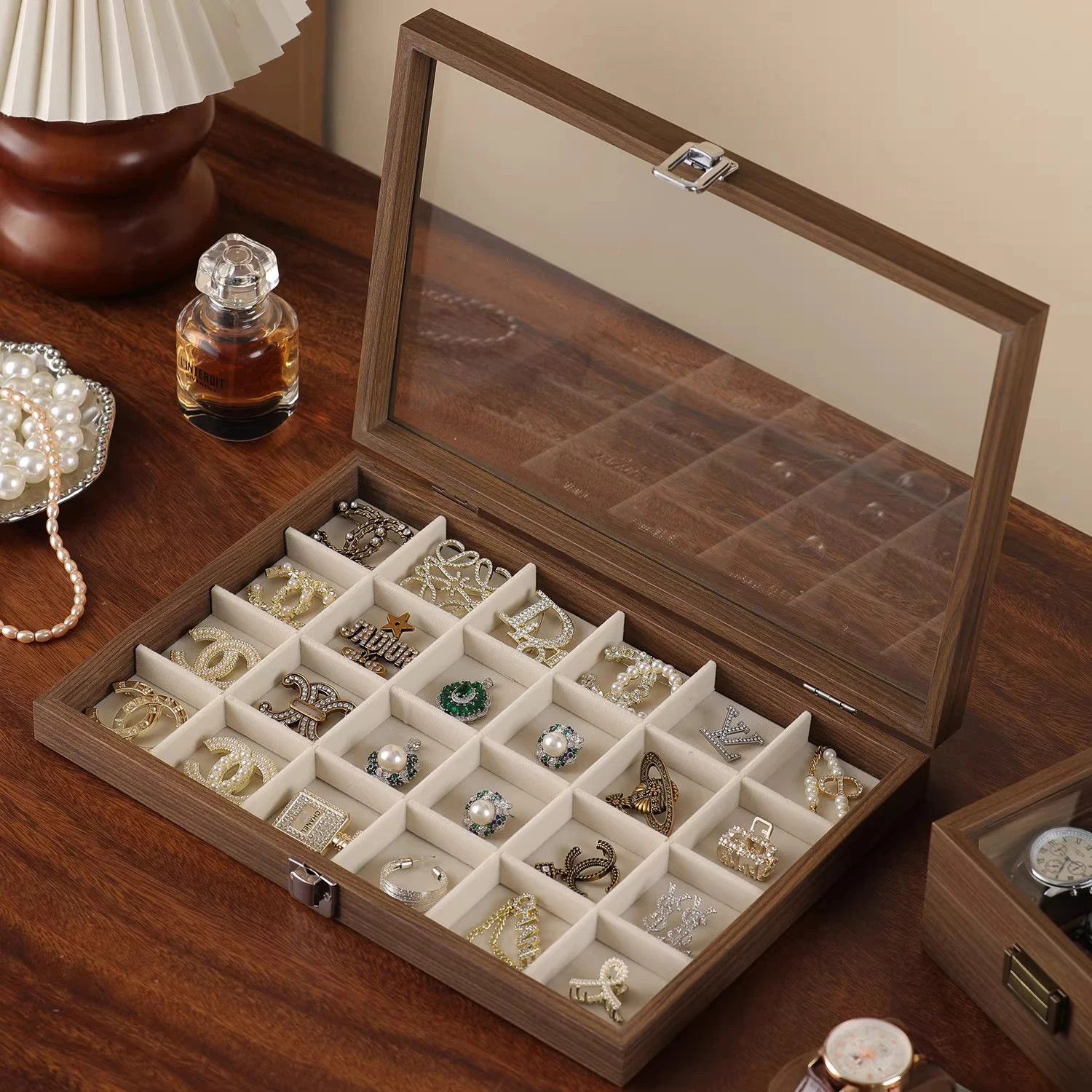 Exquisite jewelry storage box for earrings, studs, clips, rings, brooches, and pendants