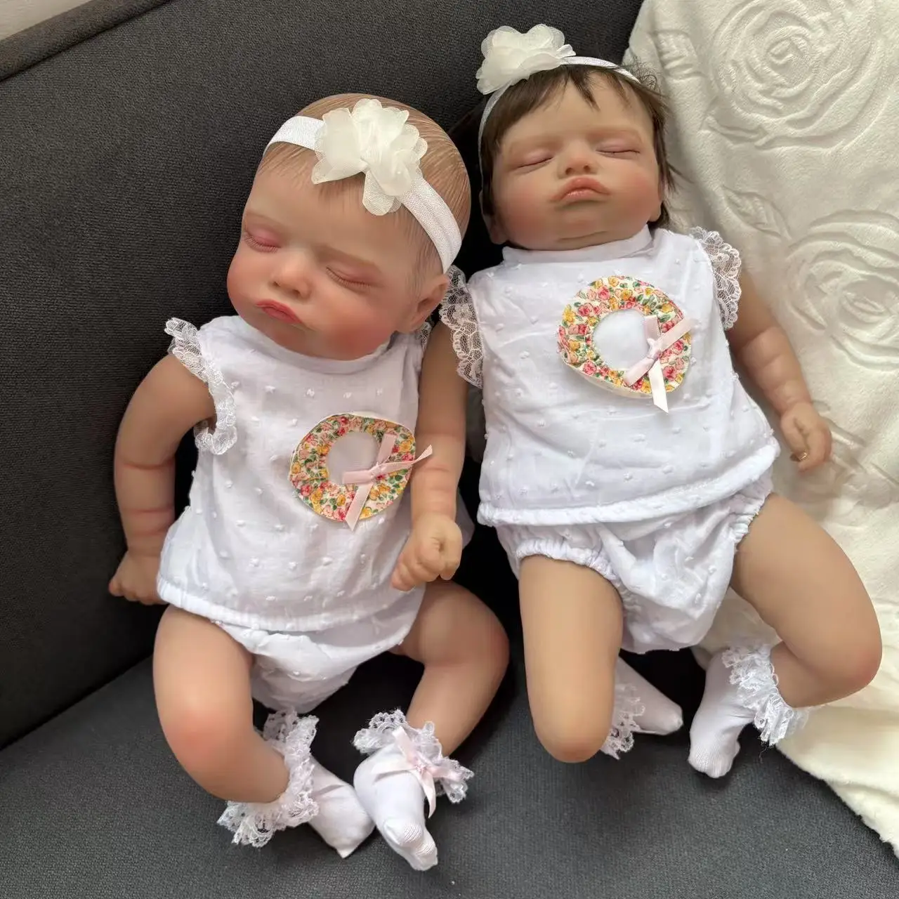 Rosalie Slapende Reborn Pop 18'' Handverf Haar/Handgeworteld Haar Levensechte Meerdere Lagen Schilderen 3D Huid Zichtbare Aderen