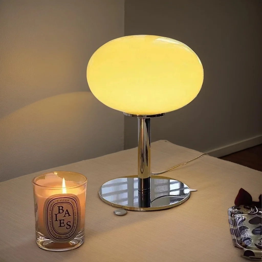 

Girl's Home Bedside Table Lamp Bedroom Interior Lighting Room Decoration Night Light Study Desk Lamps Atmosphere LED Lights