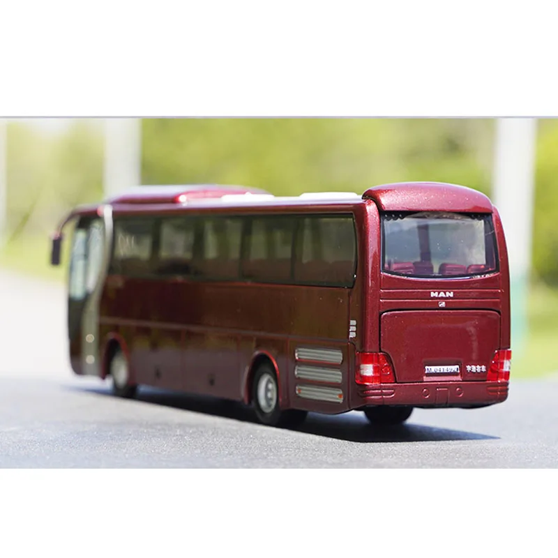 Diecast 1:42 Scale Yutong Bus MAN ZK6120R41 Luxury Tourist Bus Model FInished Simulation Collection Gift Toy