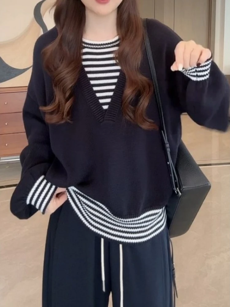 

Korean Style Striped Splicing Knitted Loose Fit round Neck Top Women's Spring New Casual Slimming Long Sleeve Inner Wear