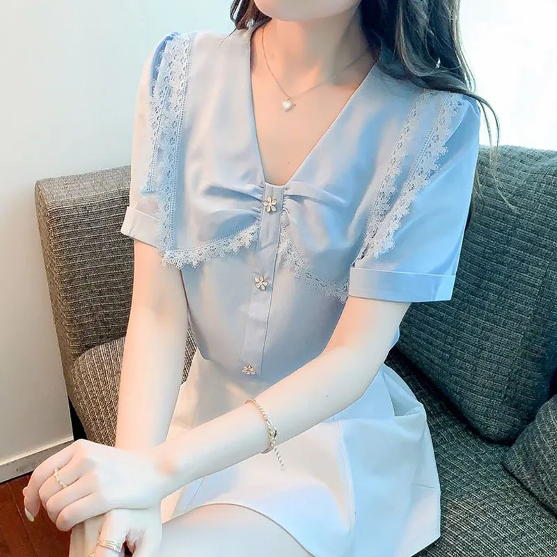 Sweet Fashion Lace Spliced V-Neck Solid Color Button Pullovers Summer Shirt Women\'s Clothing Casual Short Sleeve Ladies Blouses