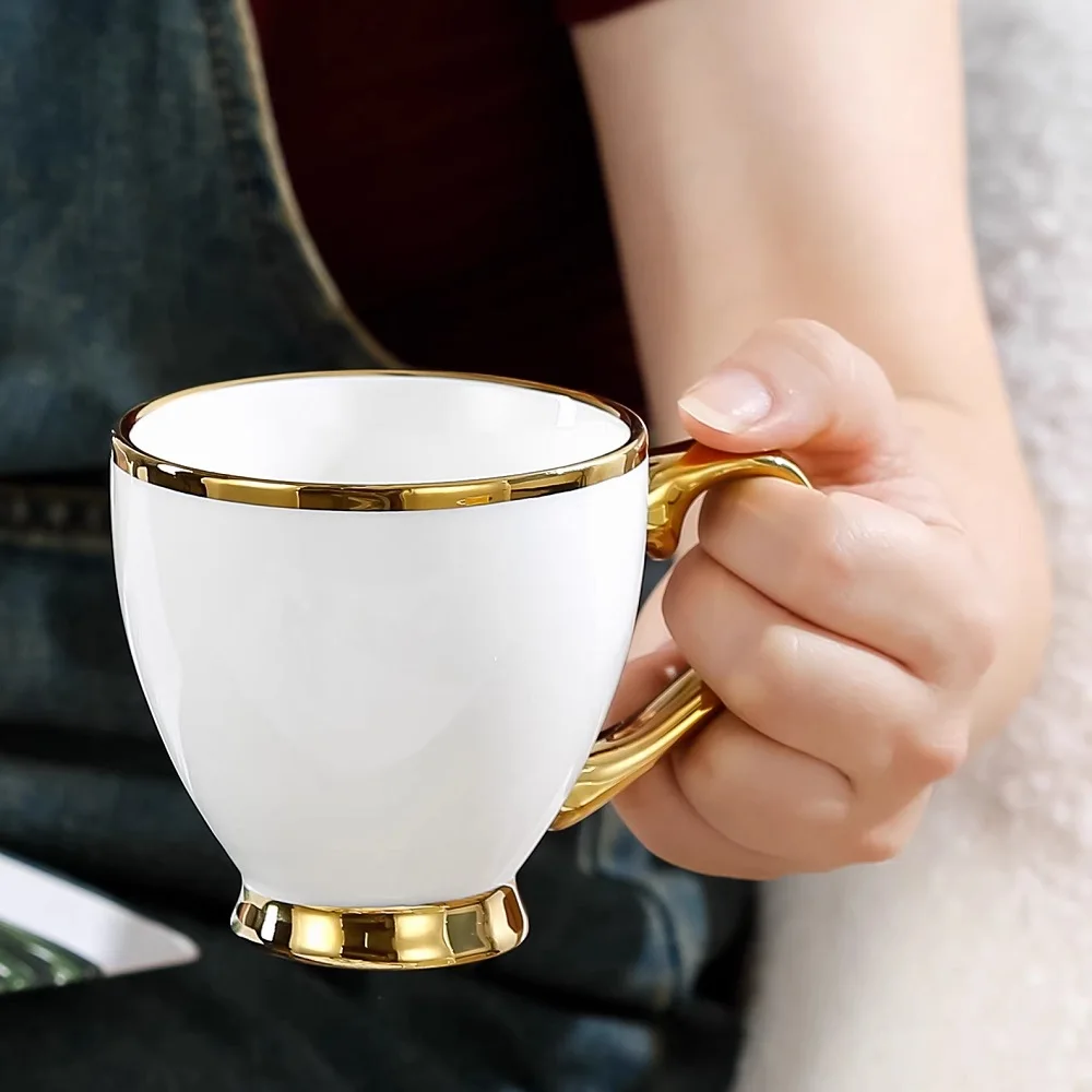 

280ml Japanese Flower Coffee Mug Set Retro Ceramic Milk Oats Mug Office Water Handgrip Cup Kitchen Party Drinkware Set