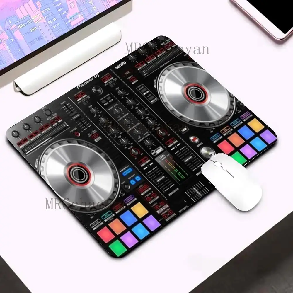

Small Dj Keyboard mouse pad rubber anti-slip portable laptop mousepad edge-locked durable desk mat office gaming accessorys