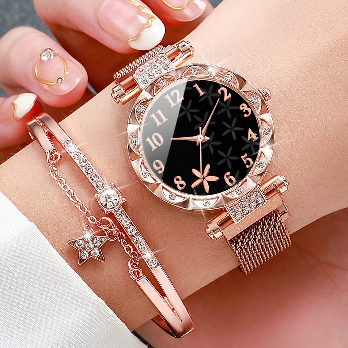 2PCS/Set Fashion Flower Dial Women\'s Watch Magnet Buckle Mesh Band Quartz Watches Star Bracelet Set(Without Box)