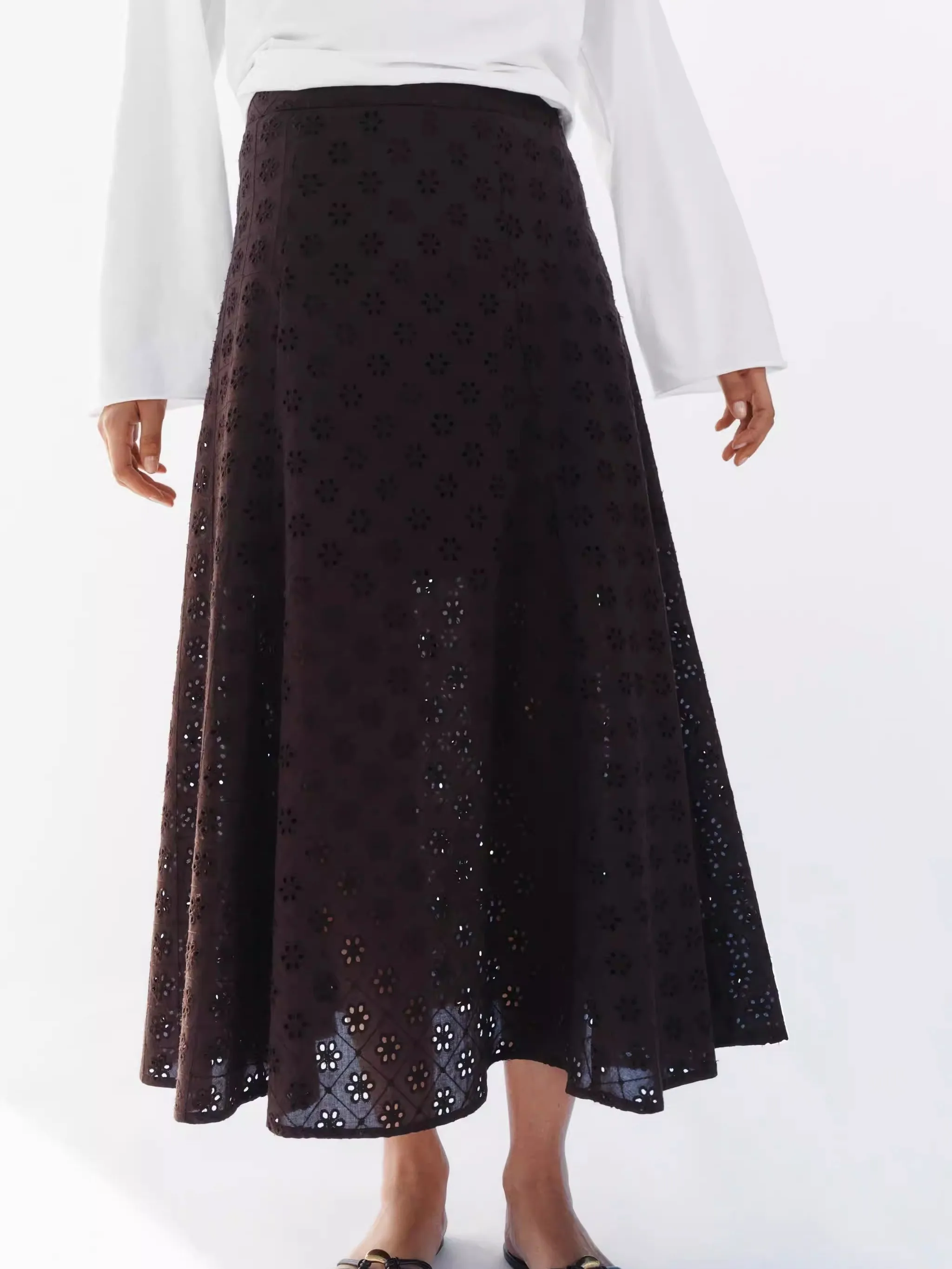 

New Summer Women's Long Casual Embroidered A-Line Midi Skirt Simple Design Hollow out Detail Stage Performance Ethnic Style