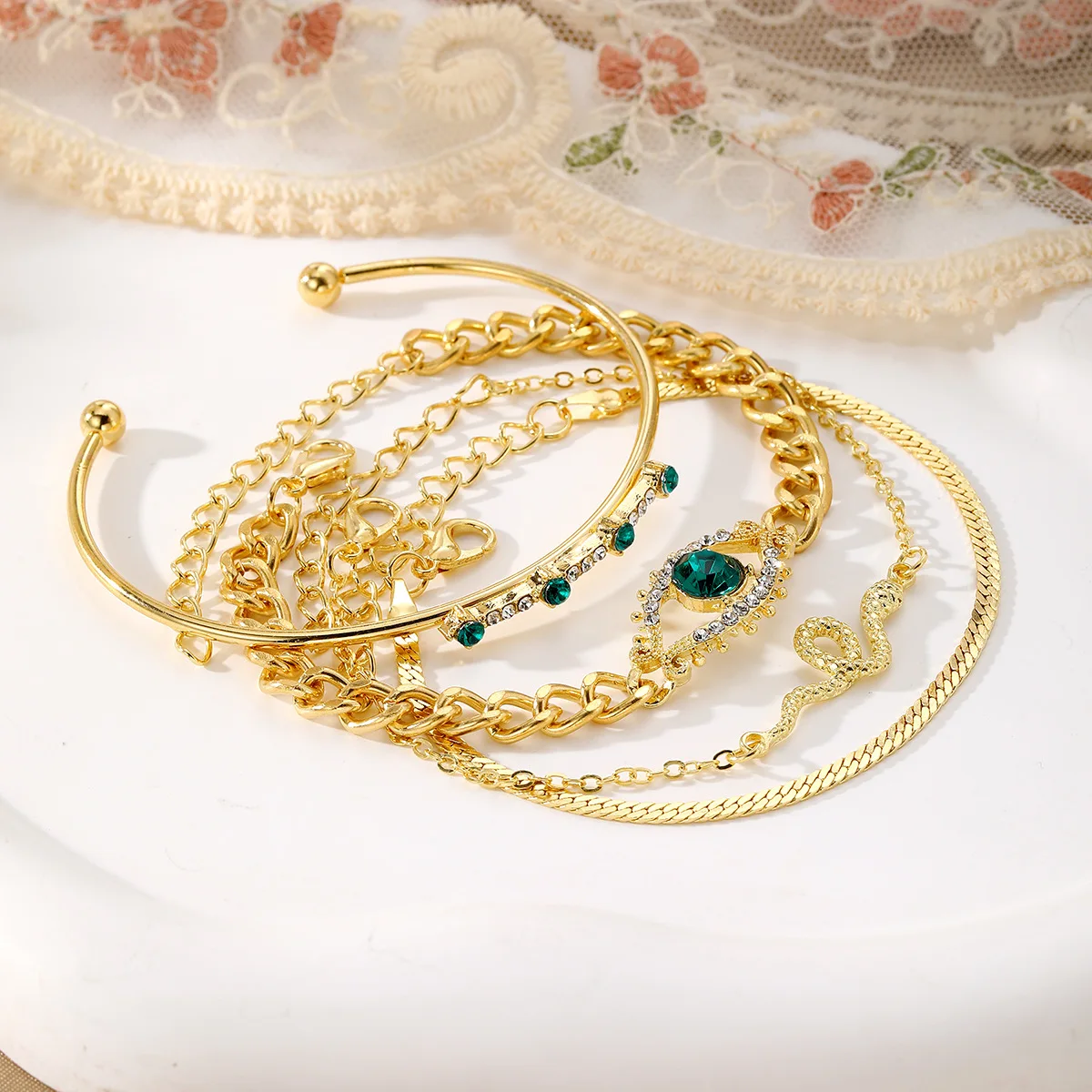4Pcs Vintage Round Green Zircon Personality Snake Simple Metal Bracelet Set for Women Statement Open Cuff Bangles Party Jewelry