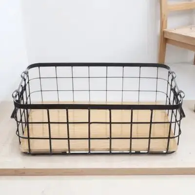 

Металлическая проволочная корзина для хранения с деревянной ручкой, многофункциональный кухонный органайзер, корзина для фруктов, маленькая проволочная корзина для стола, органайзер для ванной комнаты