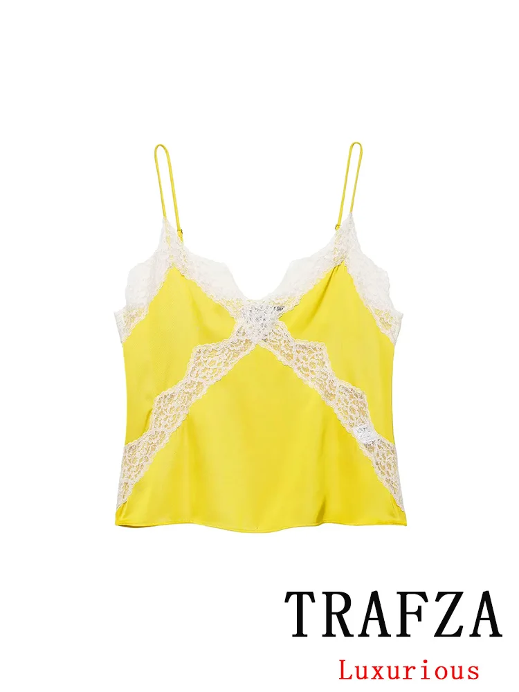 

TRAFZA Casual Chic Women Solid Tops Sleeveless Cami Lace Slim Short Vest New Fashion 2025 Autumn Holiday Female Sheath Vest
