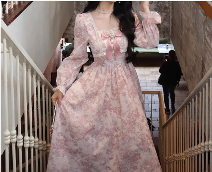 ربيع أنيق أنثى الفرنسية رائعة بأكمام طويلة الوردي الأزهار المحكمة فستان الأميرة ساحة الرقبة الحلو القوس الجنية فساتين طويلة #5
