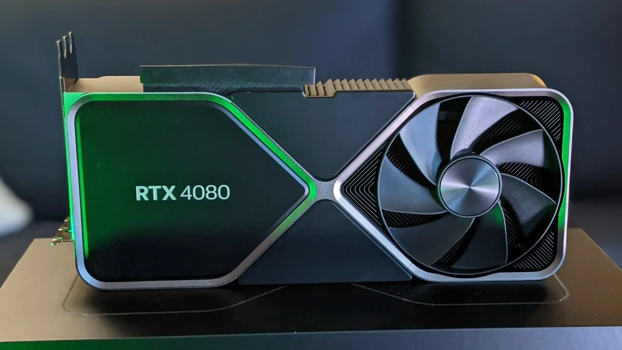 Быстрая доставка на RTX 3090, RTX 4090/4080 — все модели на складе