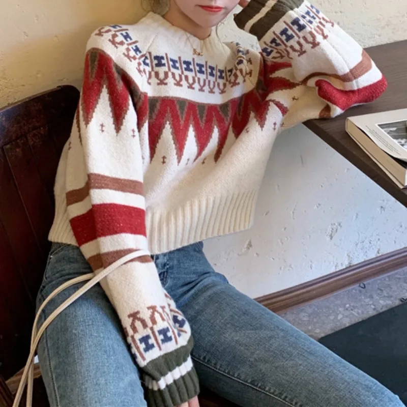 

Autumn and Winter Fashion New Women's Elegant Knitted Hoodie with Diamond Pattern Design and Round Neck Long Sleeve Sweater