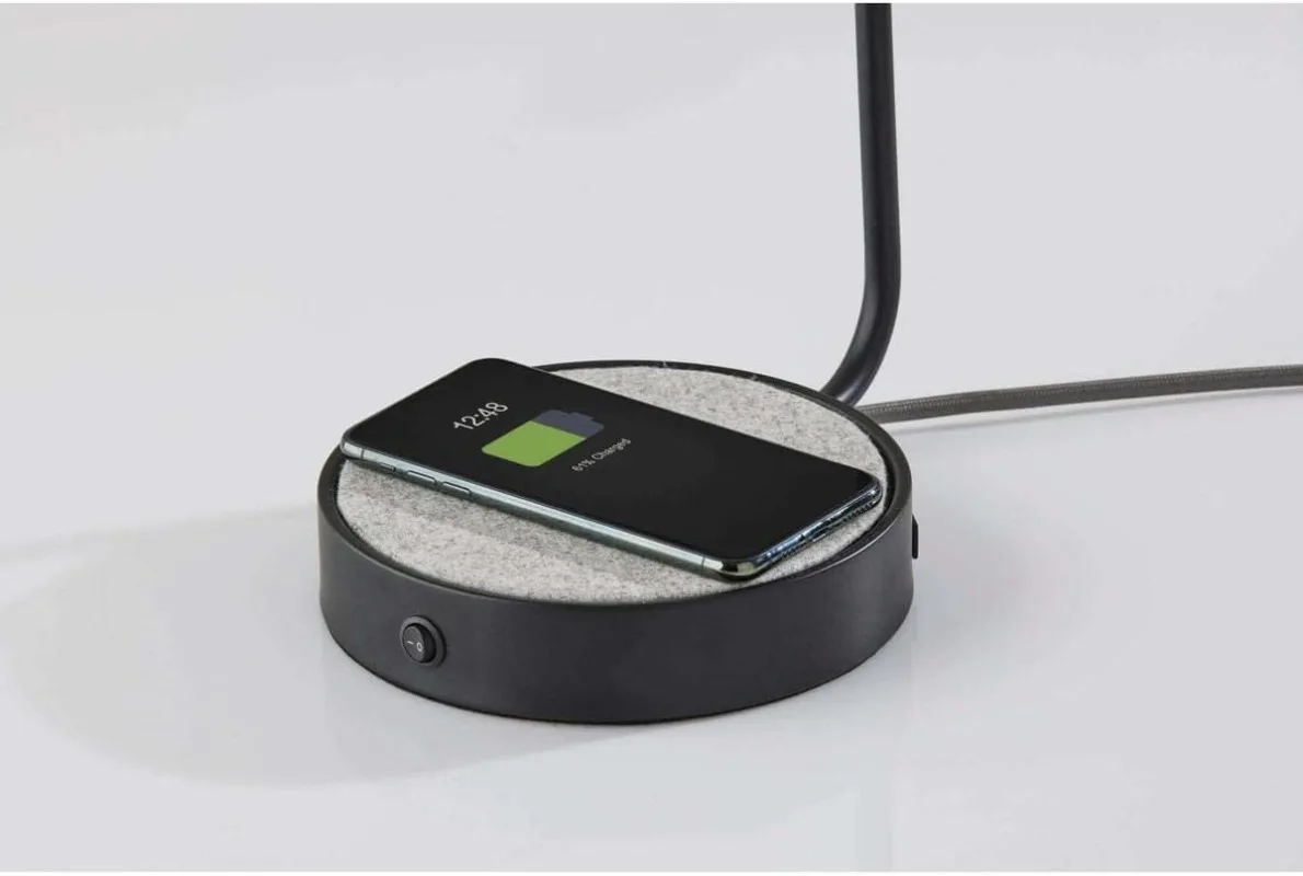 Wireless Charging Desk Lamp