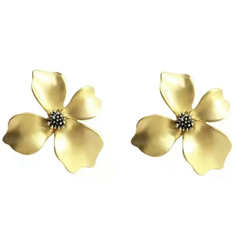 Huitan Gorgeous Gold Color Flower Women Stud Earrings Elegan
