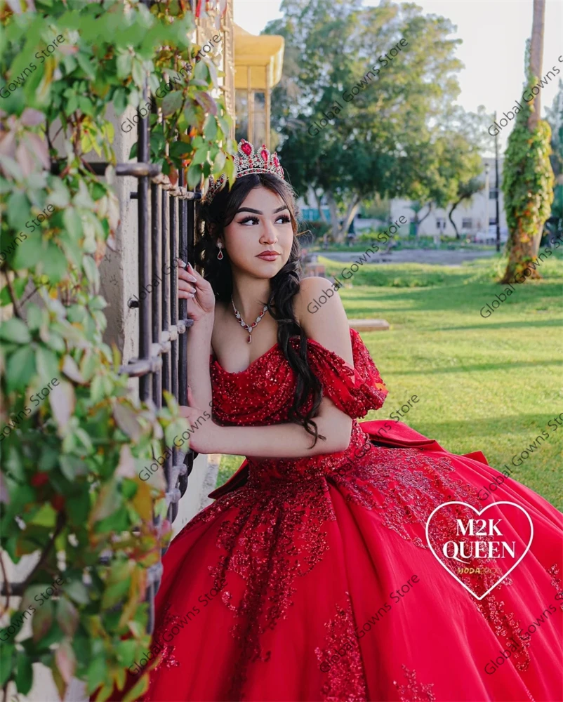 Quinceanera-プリンセスドレス2024,赤いビーズのアップリケが付いた赤いスパンコールのついたドレス,誕生日パーティー用にカスタマイズされた弓が付いた甘いドレス,豪華な,メキシコのボールガウン,