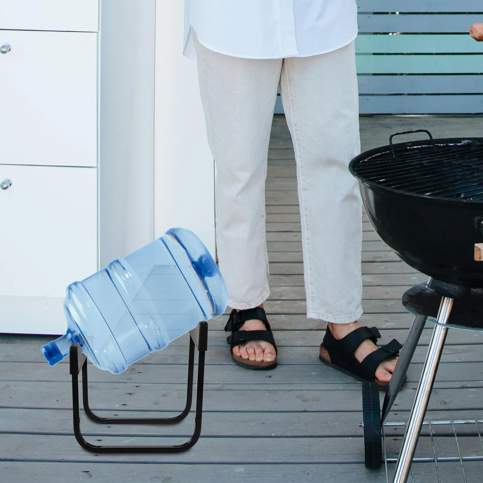 

Large Foldable Water Bottle Stand 5 Gallon Water Jug Holder Outdoor Camping Hiking Storage Rack Stable Inverted Design Iron