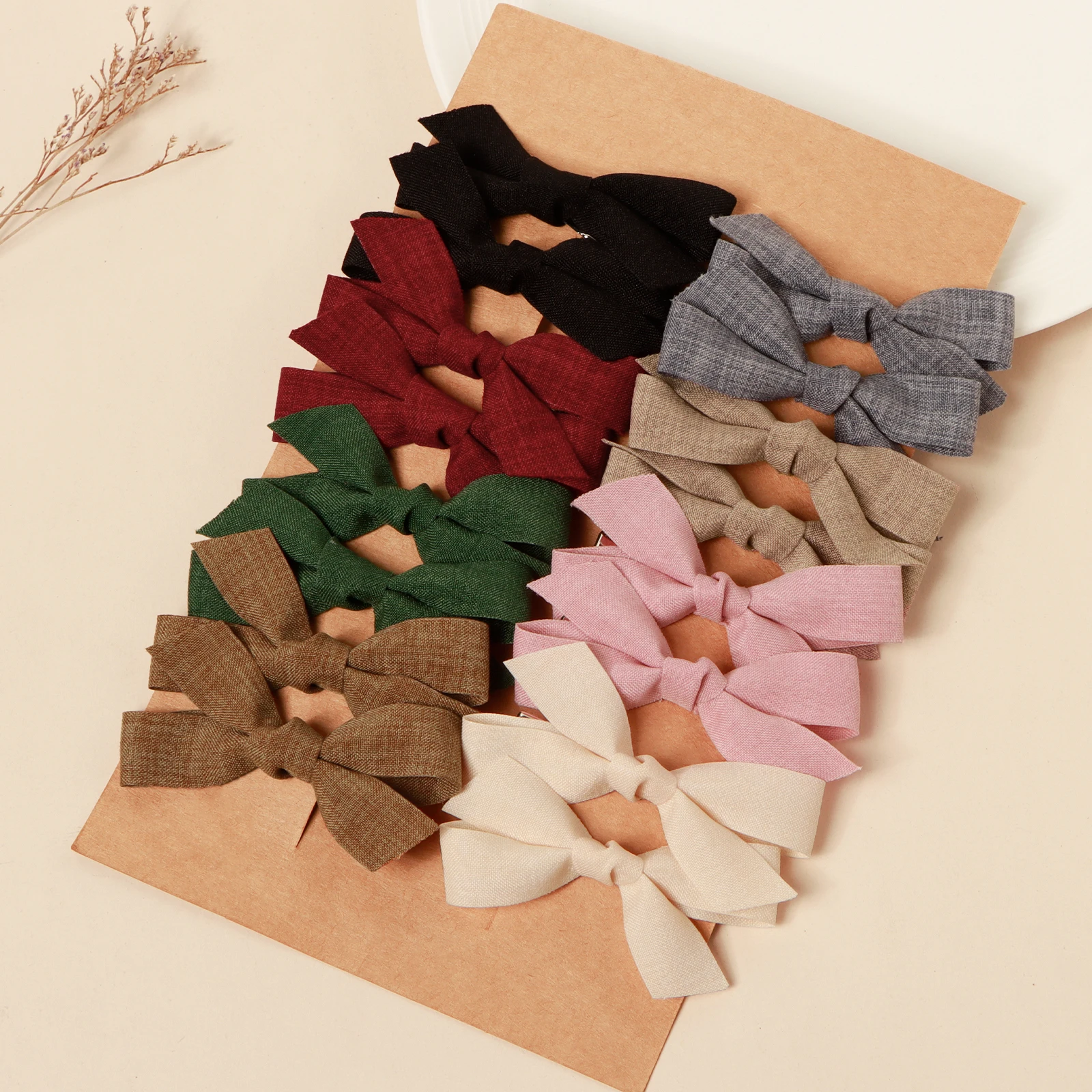 

4pcs Children Fashion Bow Tie Hair Clips Girls Ponytail Decor Hairpin Baby Party Wear Cute Hair accessories Solid Color Barrette