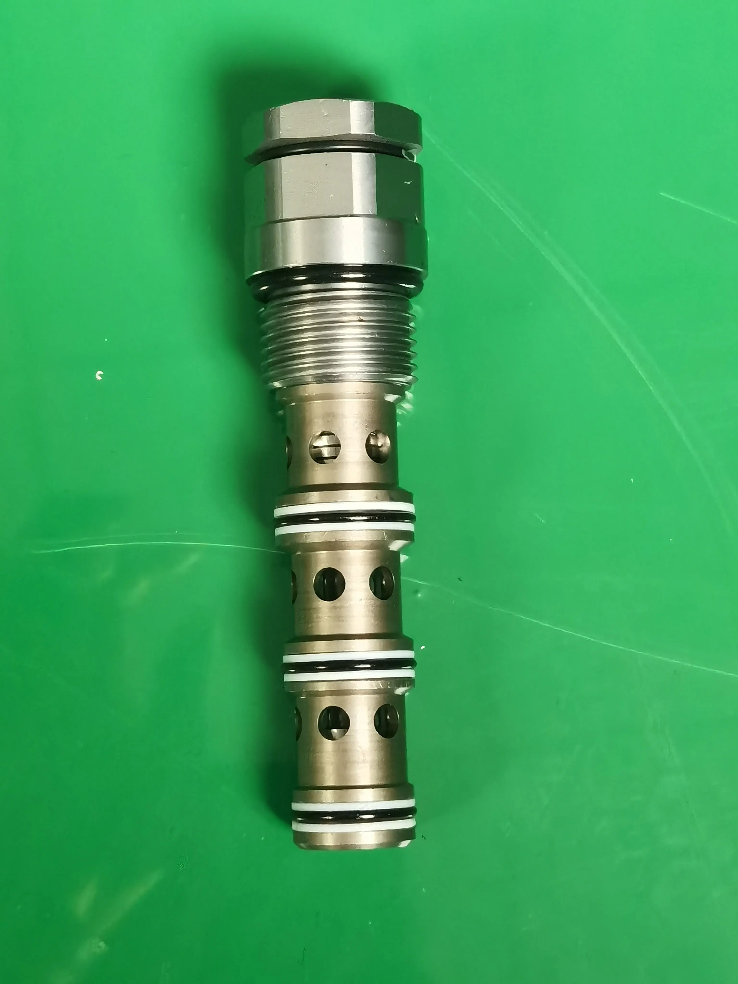 PD12-40 Hydraulic Control Directional Valve Threaded Hydraulic Cartridge Valve Marine Mining Machinery Parts