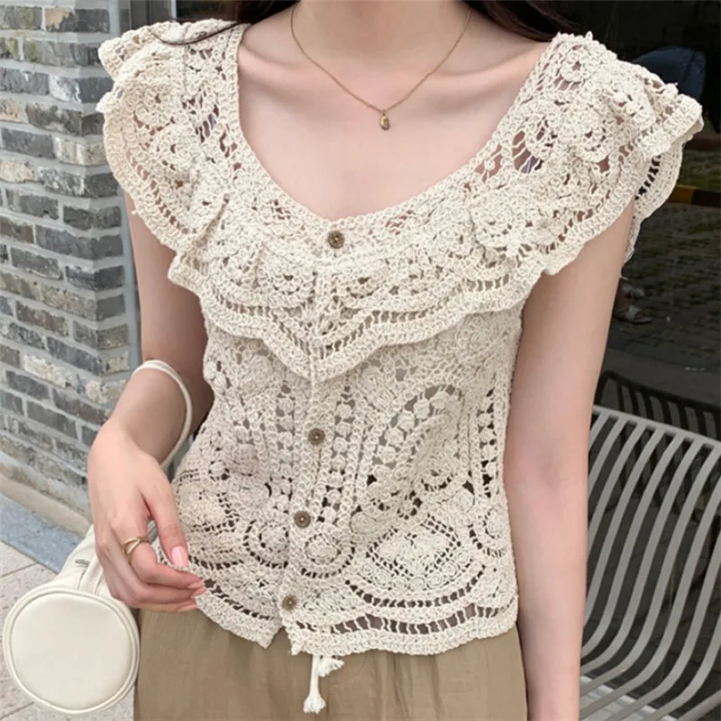 

Floral Hollow Out Sleeveless Button Up Lace Blouse Women Summer Fashion Ladies Cute Back To The Basics Tops Female Dropshipping