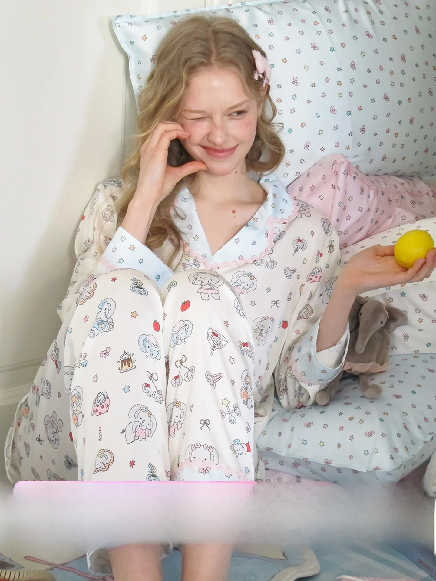 

RooMance Elephant Print Silk Sleepwear Set Women's Summer Sweet Home Clothes Ice Silk Long Sleeve V-Neck Comfortable Loose Fit