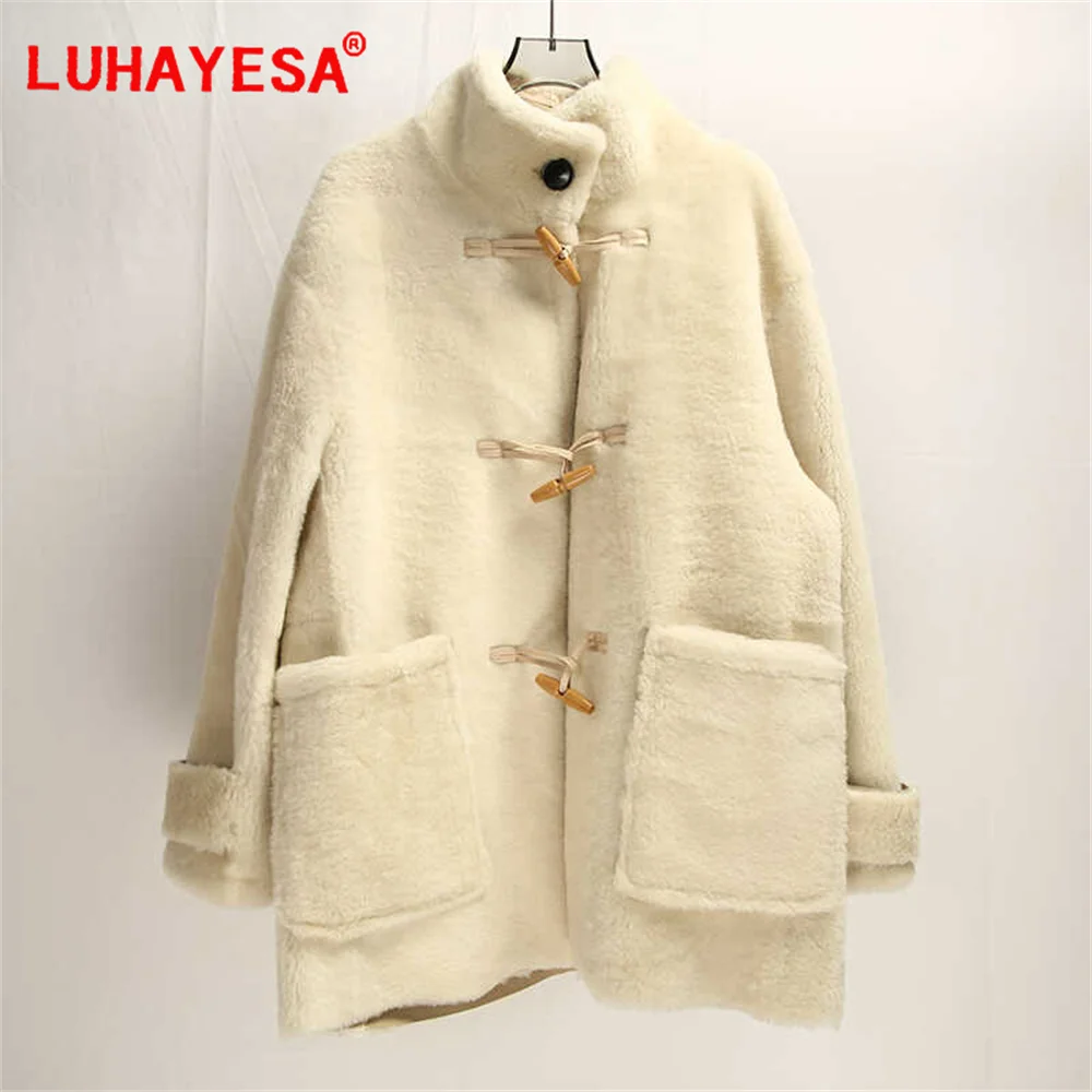 2024 Top Quality Australia Merino Sheepskin Shearling Fur Clothing Women Casual Daily Real Fur Coat