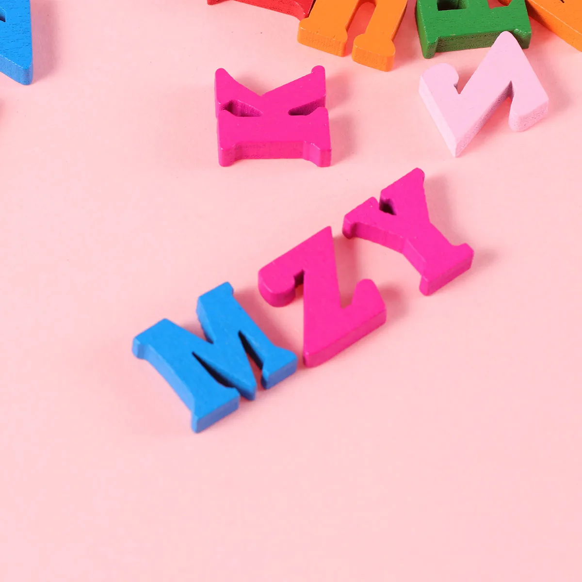 100pcs Wooden Letters Colorful Smooth Kids Education Wall Decor Hanging Ornaments Preschool Gifts Montessori Toys