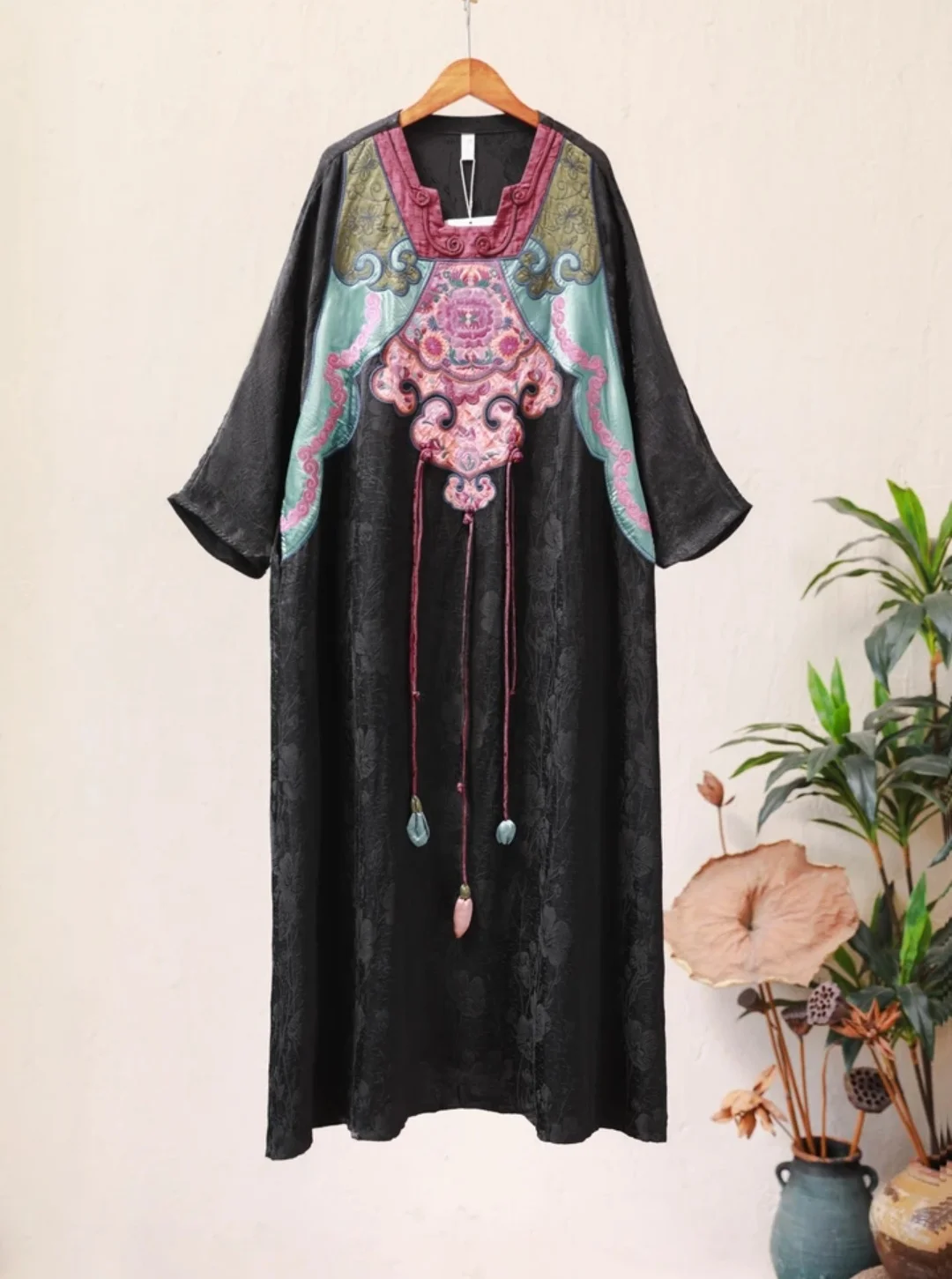 

Luxury jacquard dress Black rayon loose robe summer dress Ethnic style embroidery Long dresses original women's dress