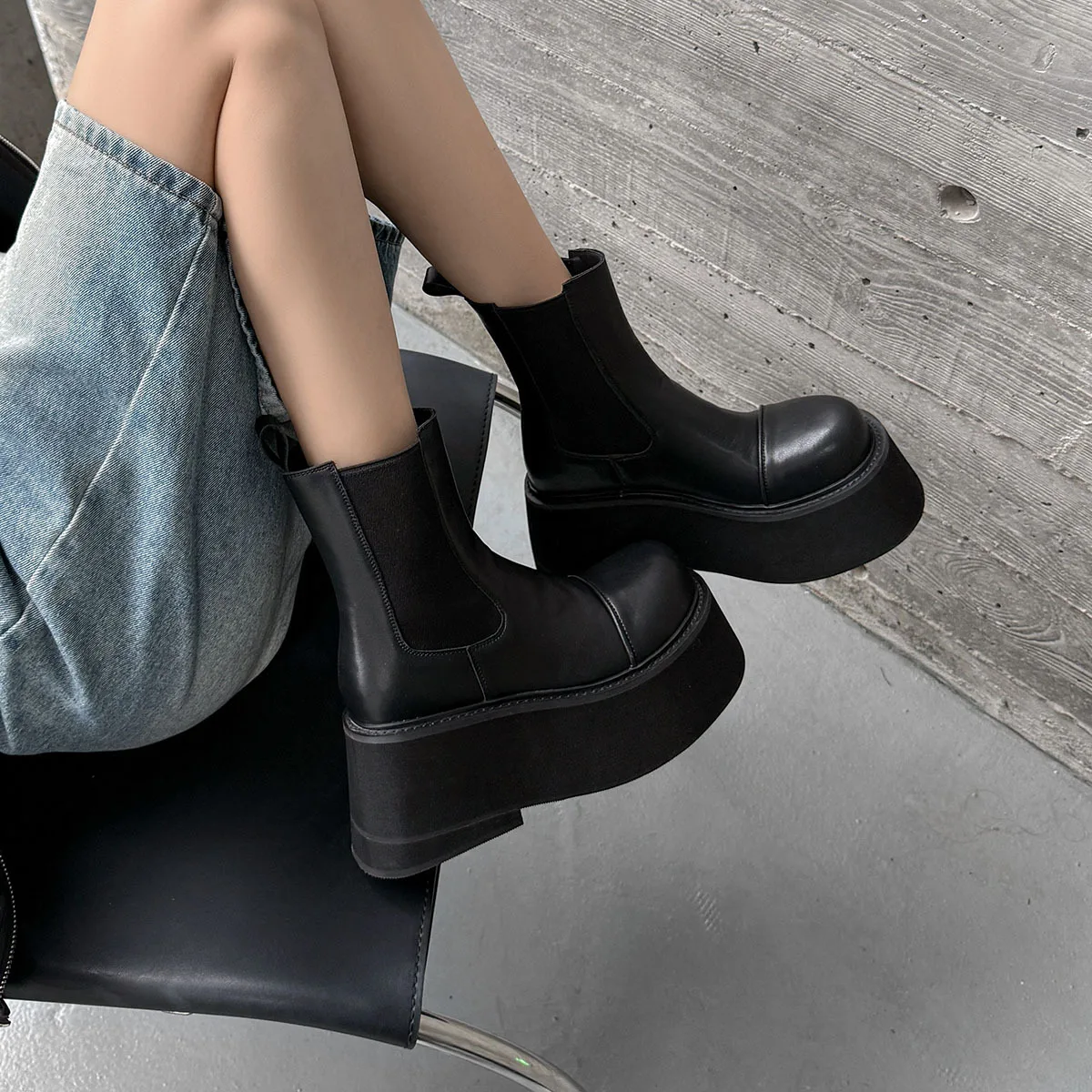 

Arden Furtado Autumn white cowhide platform Wedges Short boots Round toe Slip-on High-heeled Mixed Colors Modern boots