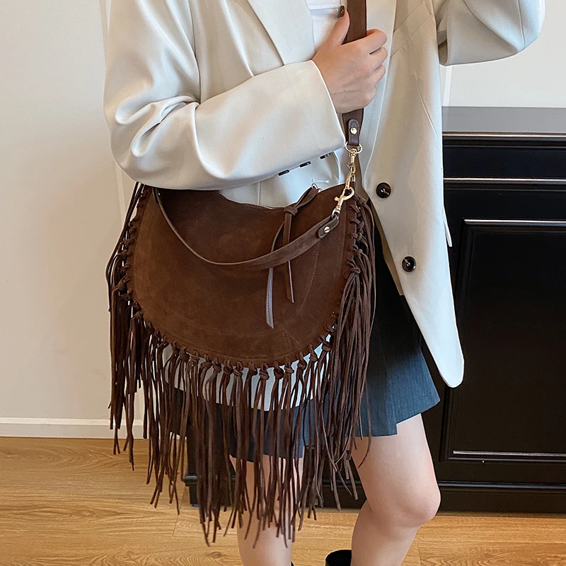    مصمم نصف دائرة السرج حقيبة كروسبودي المرأة موضة شرابة الكتف نصف القمر حقيبة يد خمر جلد الغزال تحت الإبط حمل #5