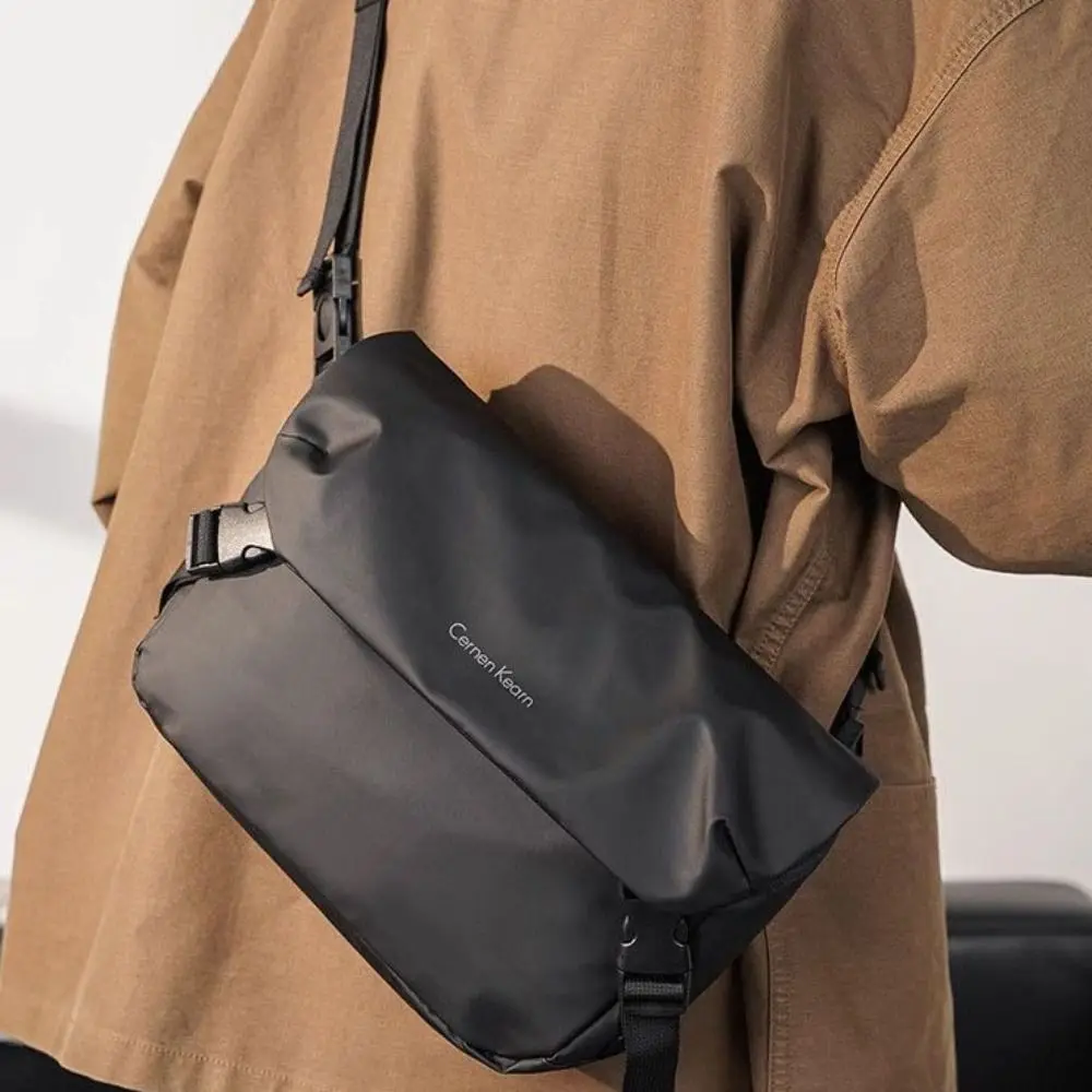 Simple Zipper Pocket Men's Crossbody Bag Retro Large Capacity Single-shoulder Bag Durable Storage Small Square Bag Male