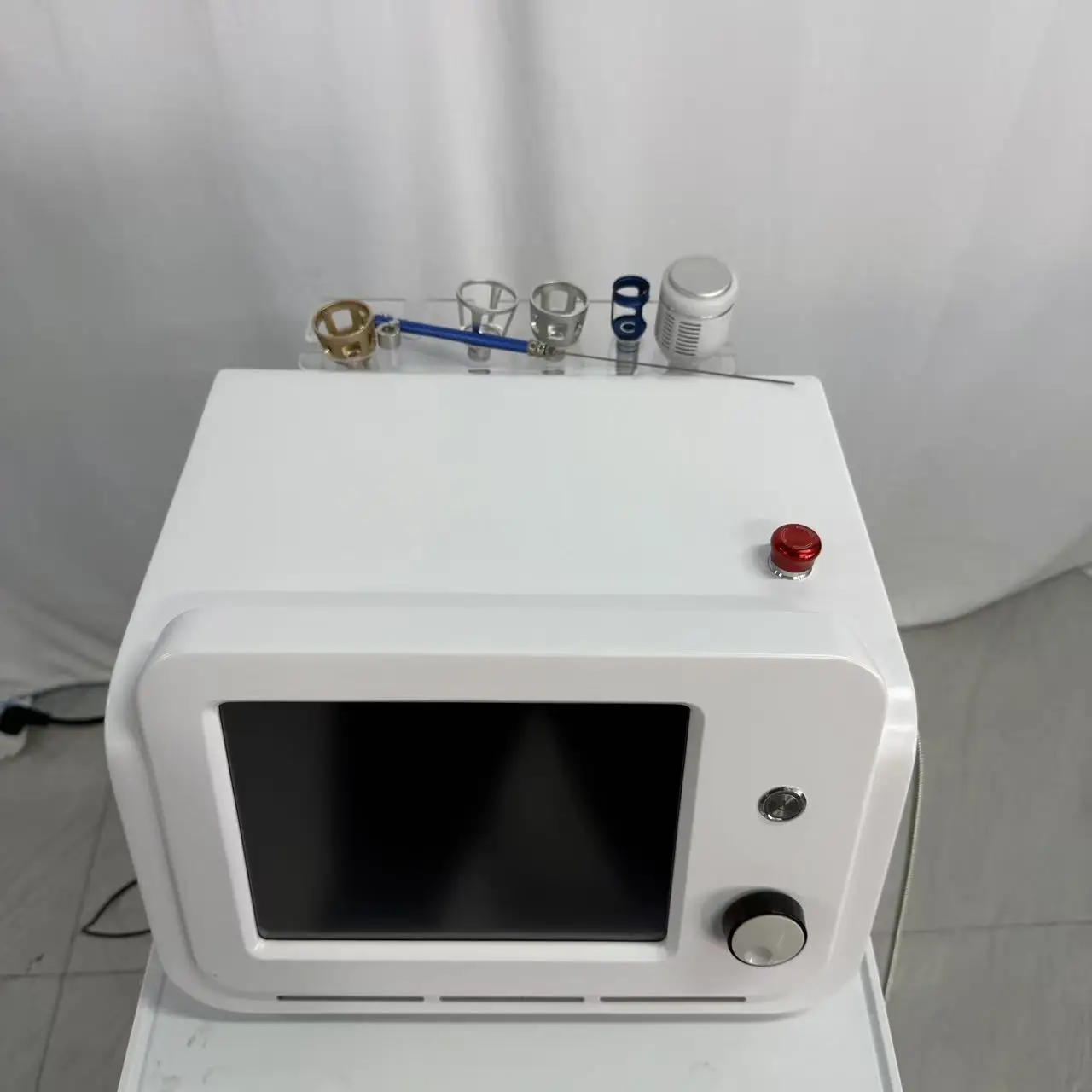 

Professional 980nm Laser 6 in 1 Multi-Function for Spider Vein Removal Nail Fungus Care Machine
