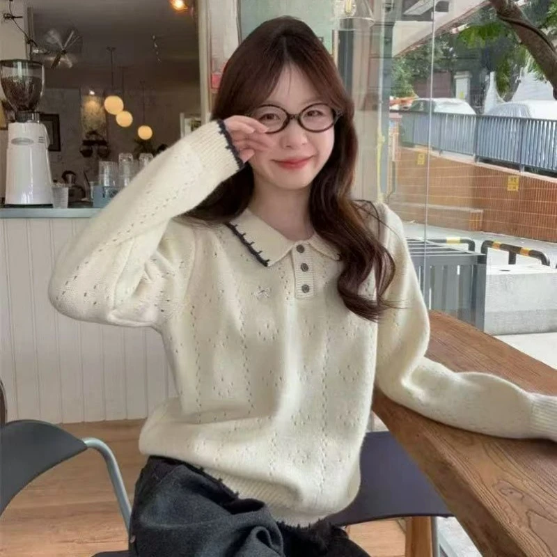 

Весенне-осенняя женская одежда, пуловер с вышивкой и лацканами и бантом, мягкий свитер, новинка 2026, повседневный свободный утягивающий вязаный топ