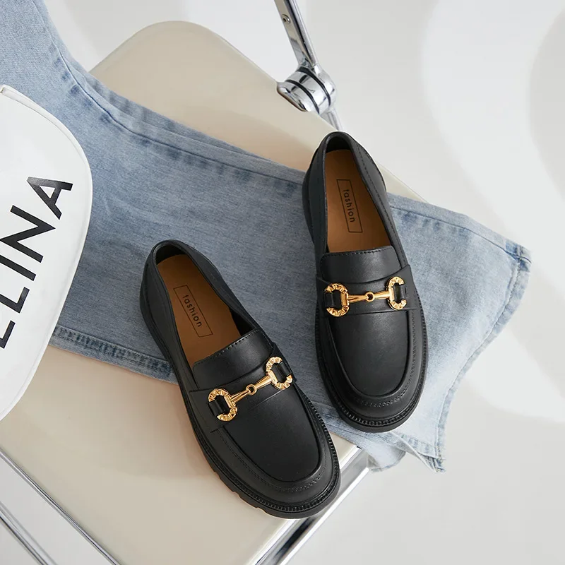 Thumbnail 3 - #11 Newest Loafers