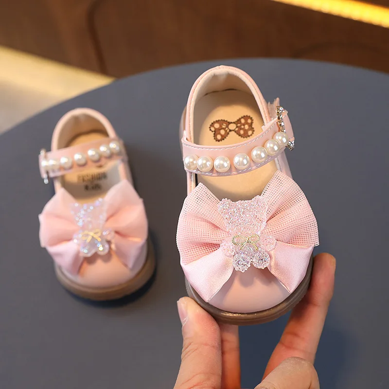 

Baby Girl's Princess Shoes Fashion Pearl Bowknot Single Shoes Soft Sole First Walkers Shoes Mary Janes Flat Small Leather Shoes