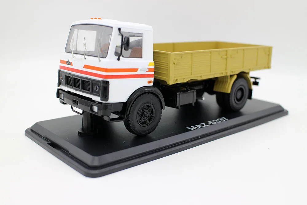 

New SSM 1 43 MAZ 5337 Truck Flatbed Cars USSR SSM1174 By Start Scale Models Diecast model for collection gift