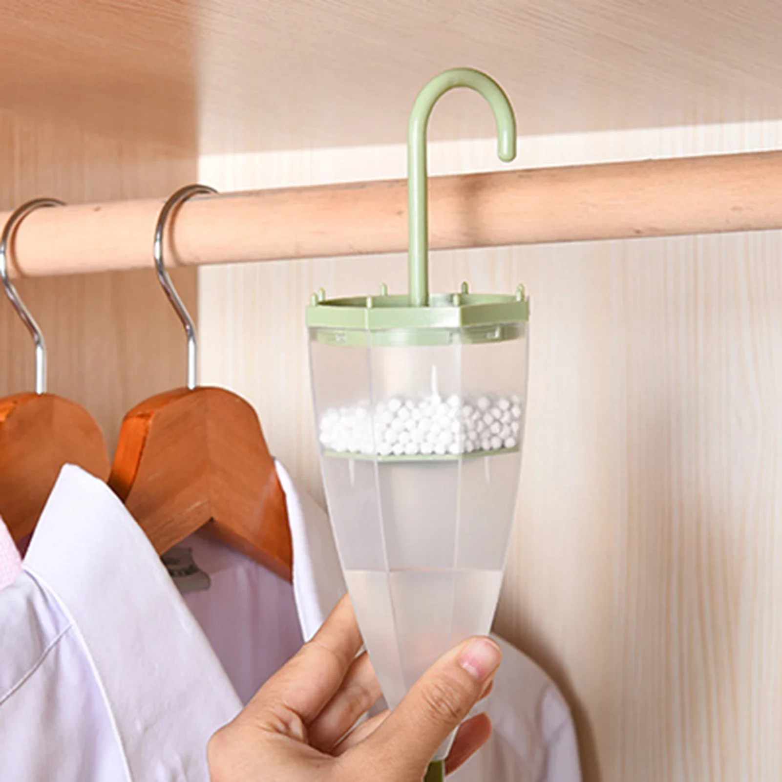 1/2pcs Hanging Reusable Dehumidifier Box with Silica Gel Balls for Wardrobe, Shoe Cabinet, Moisture Proof & Anti-Mold Storage